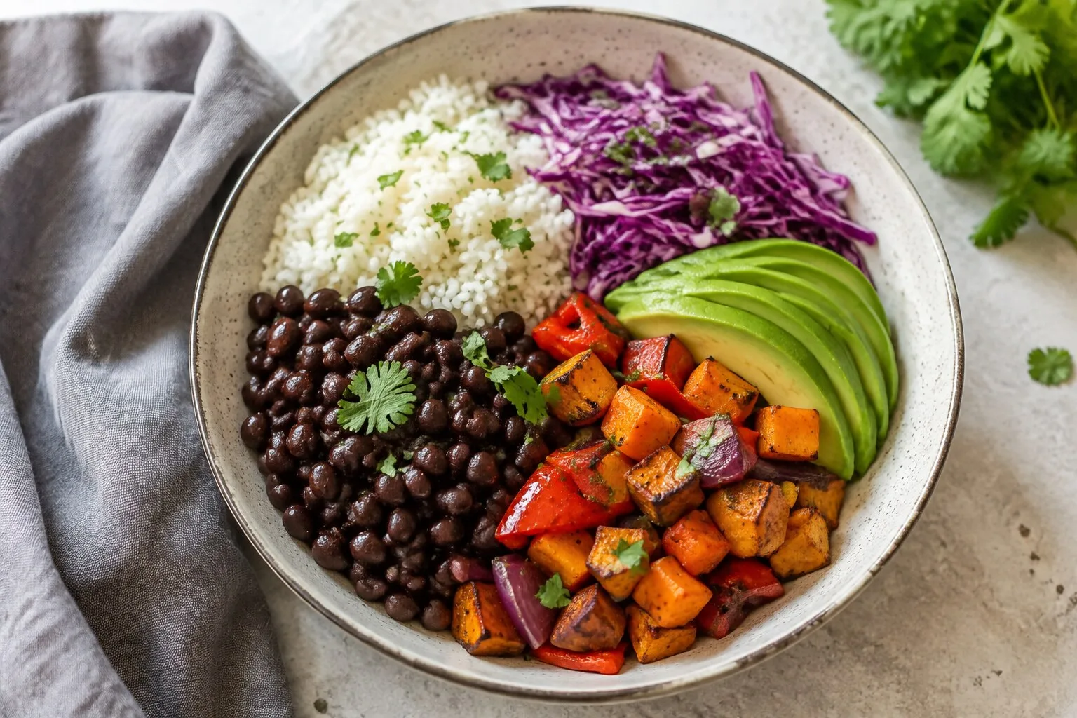 Bowl de Arroz, Feijão e Legumes Assados